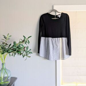 ⭐ Motherhood Maternity Black Long Sleeve Crop pinstripe detail top small ⭐
